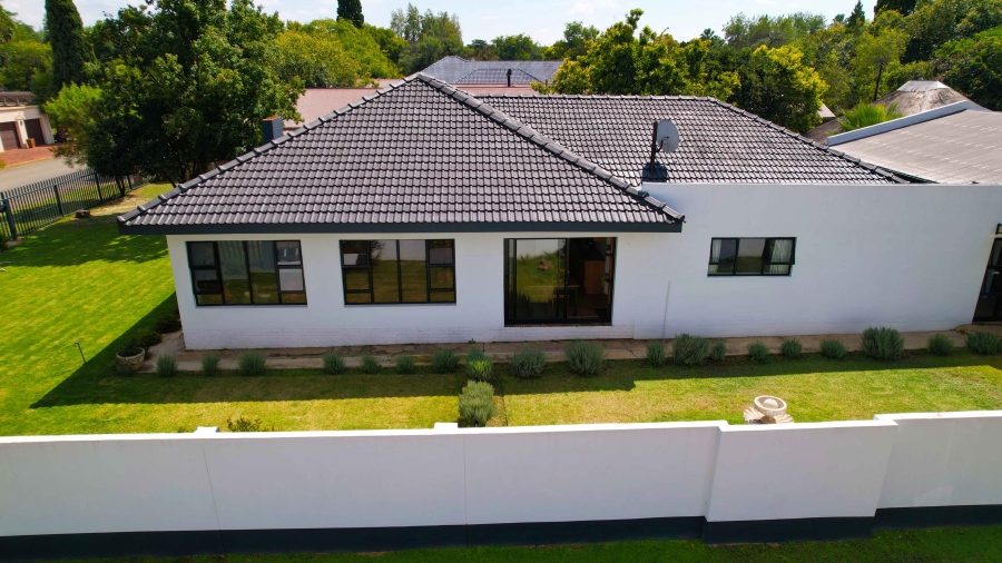 3 Bedroom Property for Sale in Baillie Park North West